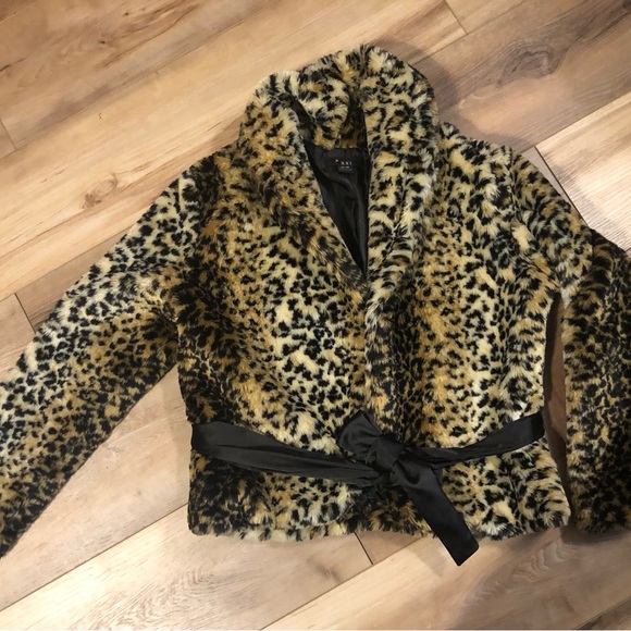 XXI FAUX FUR ANIMAL PRINT WRAP JACKET RIBBON BELTED SIZE M - Picture 6 of 13